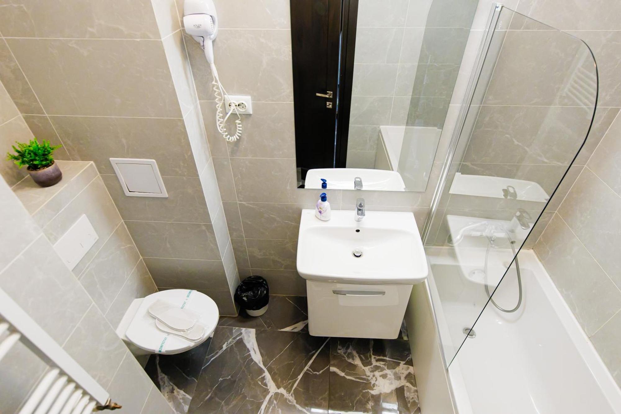 Luxury Glam Apartments Iasi At Lazar Palas Bagian luar foto