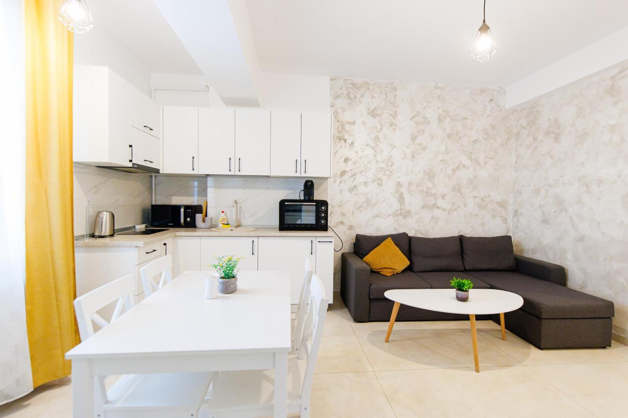 Luxury Glam Apartments Iasi At Lazar Palas Bagian luar foto