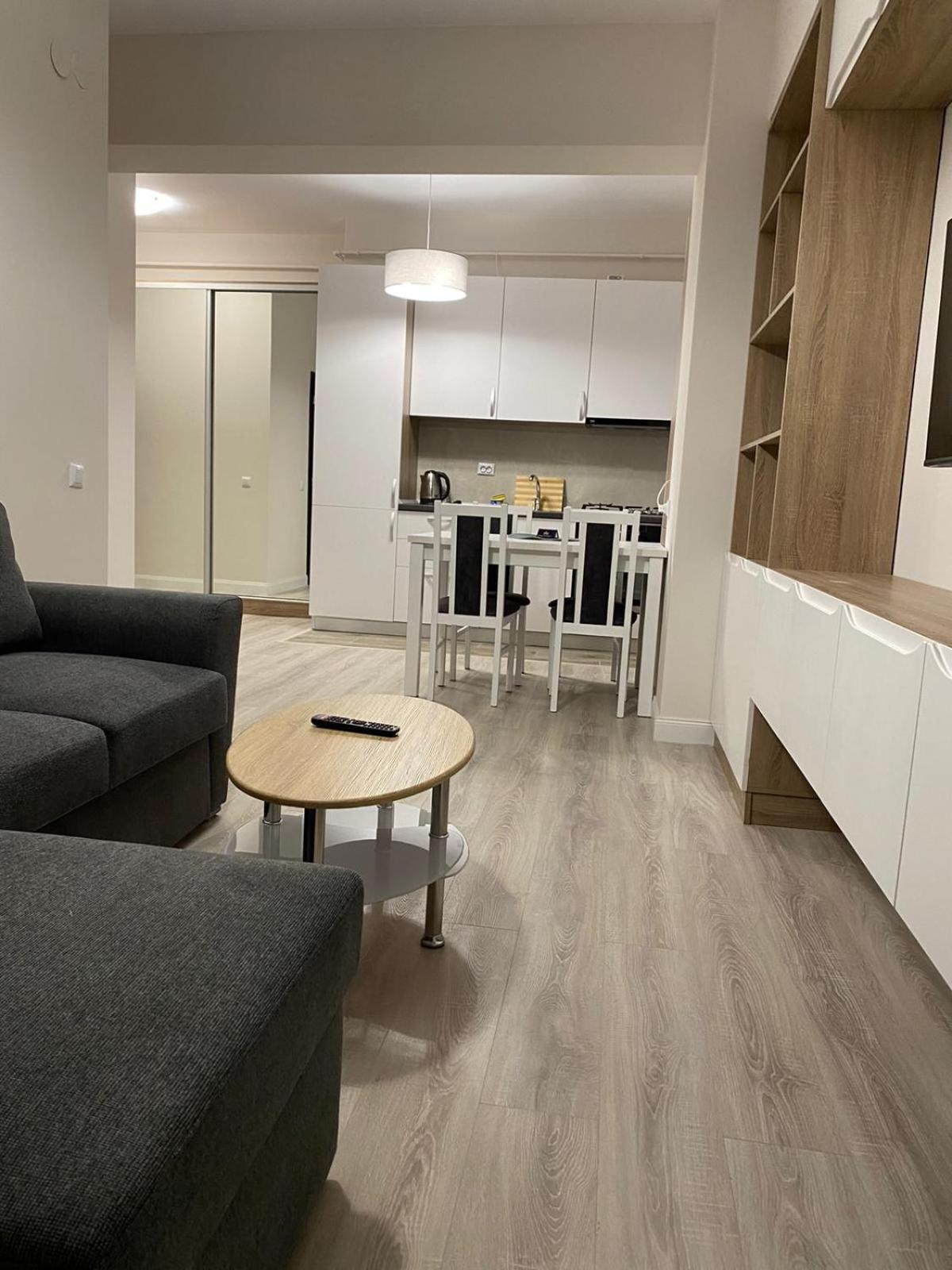 Luxury Glam Apartments Iasi At Lazar Palas Bagian luar foto