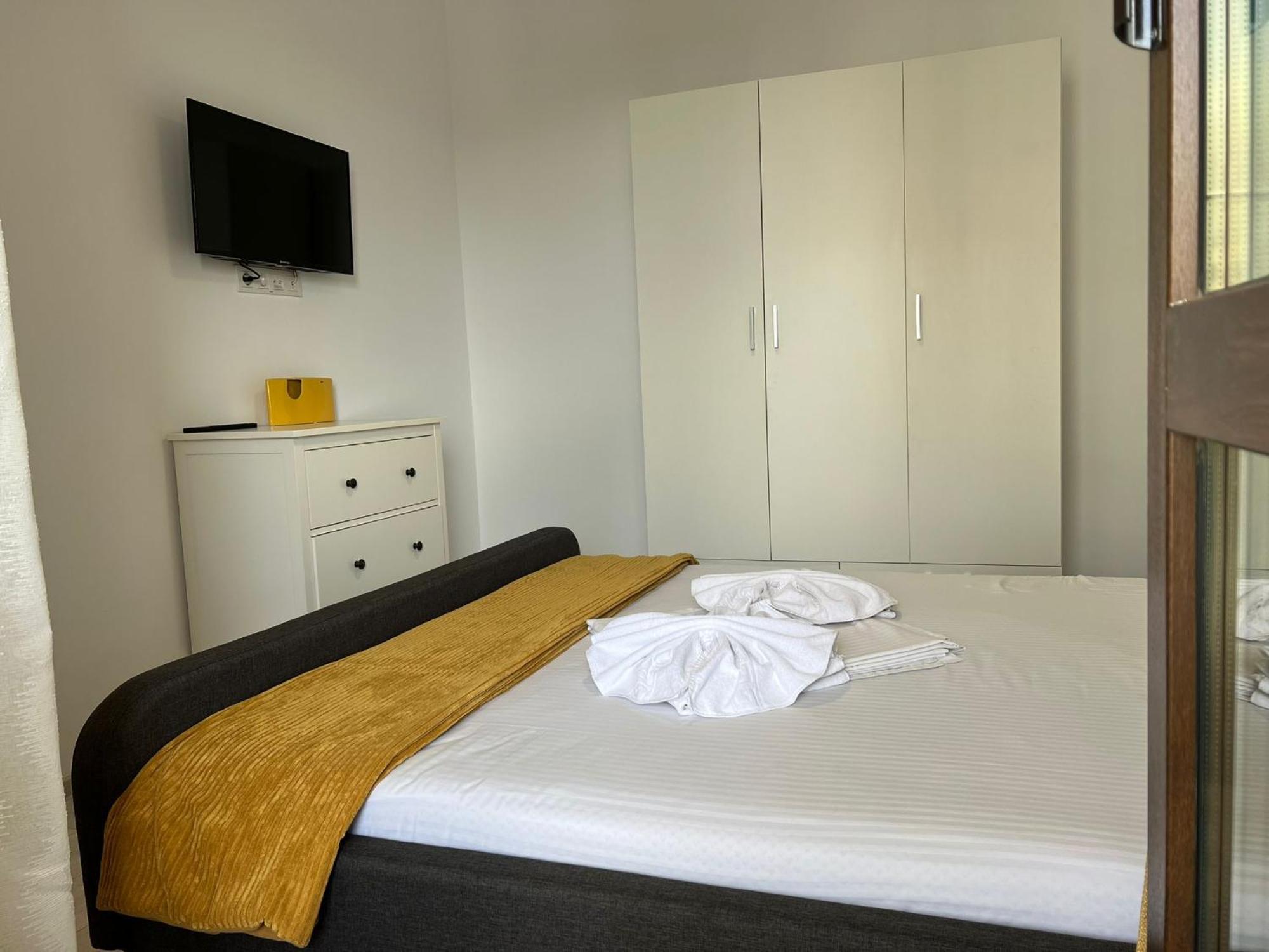 Luxury Glam Apartments Iasi At Lazar Palas Bagian luar foto